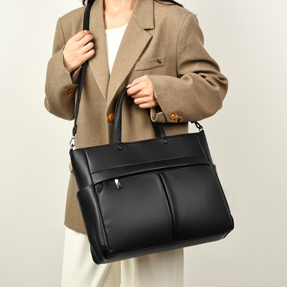 14'' Laptop Business Commuting - Luxury Lifestyle Magazine のレビューと価格