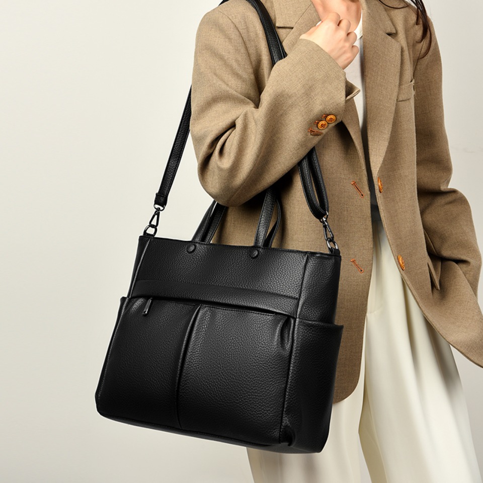 14'' Laptop Business Commuting - Luxury Lifestyle Magazine のレビューと価格