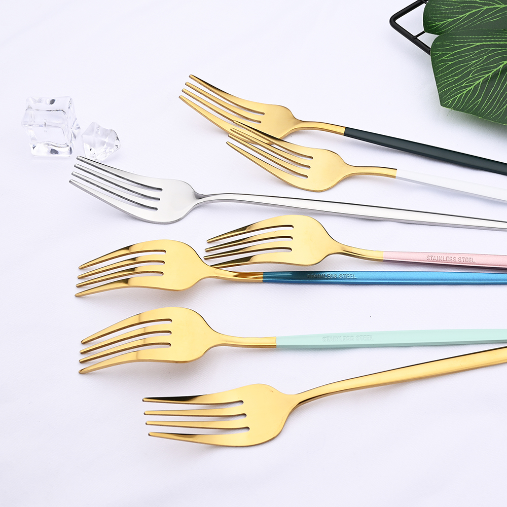 4pcs Gold Dinnerware Set Stain - Gold Plated Cutlery のレビューと価格