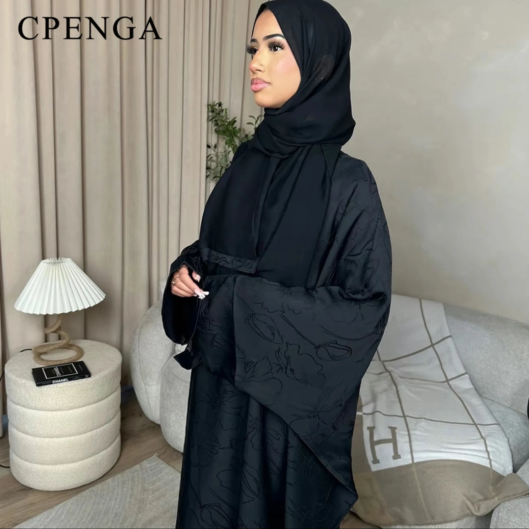 Luxury 2 Piece Muslim Outift S - Luxury Lifestyle Women のレビューと価格