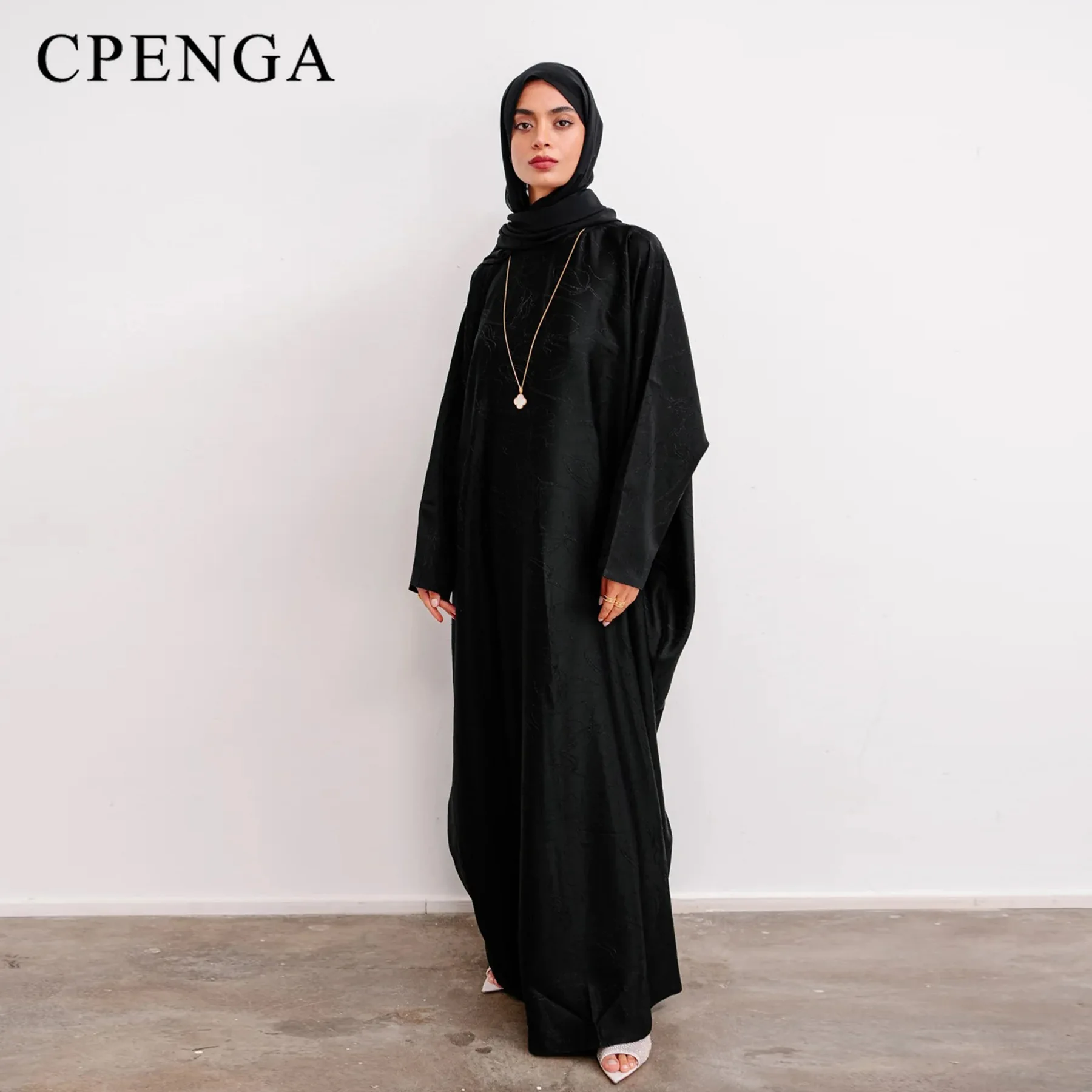 Luxury 2 Piece Muslim Outift S - Luxury Lifestyle Women のレビューと価格