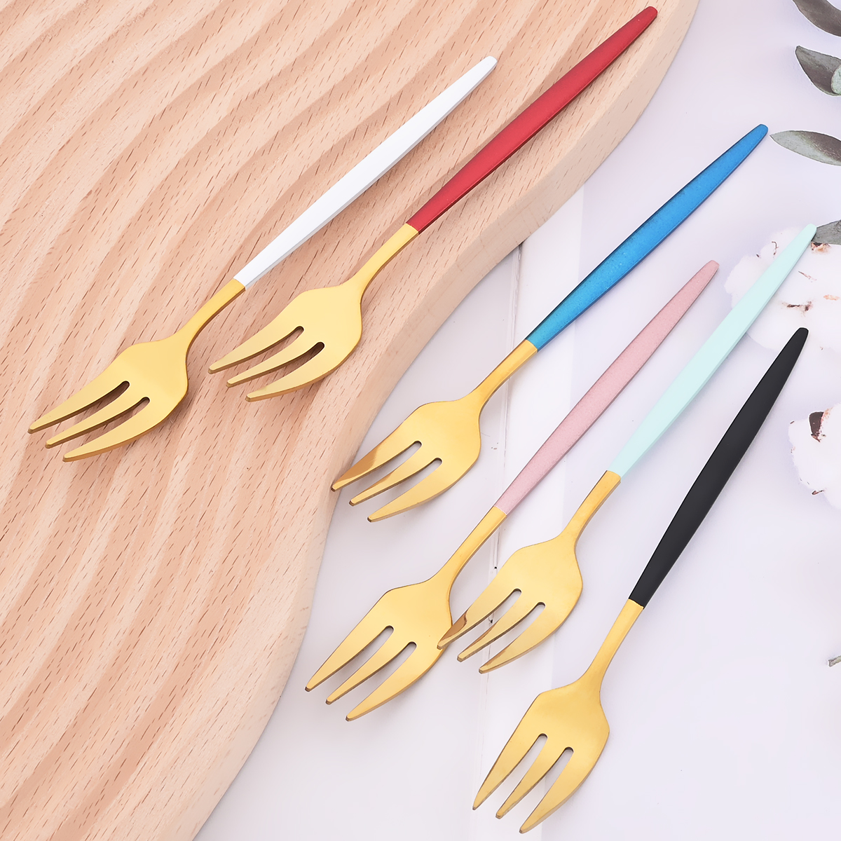 6Pcs Pink Gold Dinnerware Set  - Gold Plated Cutlery のレビューと価格