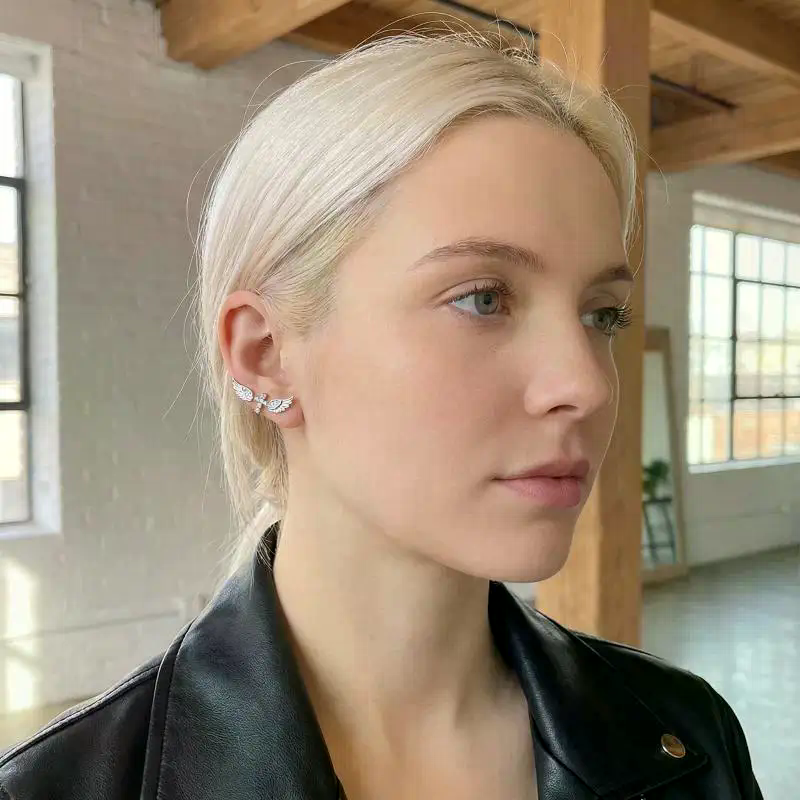 Angel Wings Cross Earrings Lux - Luxury Lifestyle Jewelry のレビューと価格