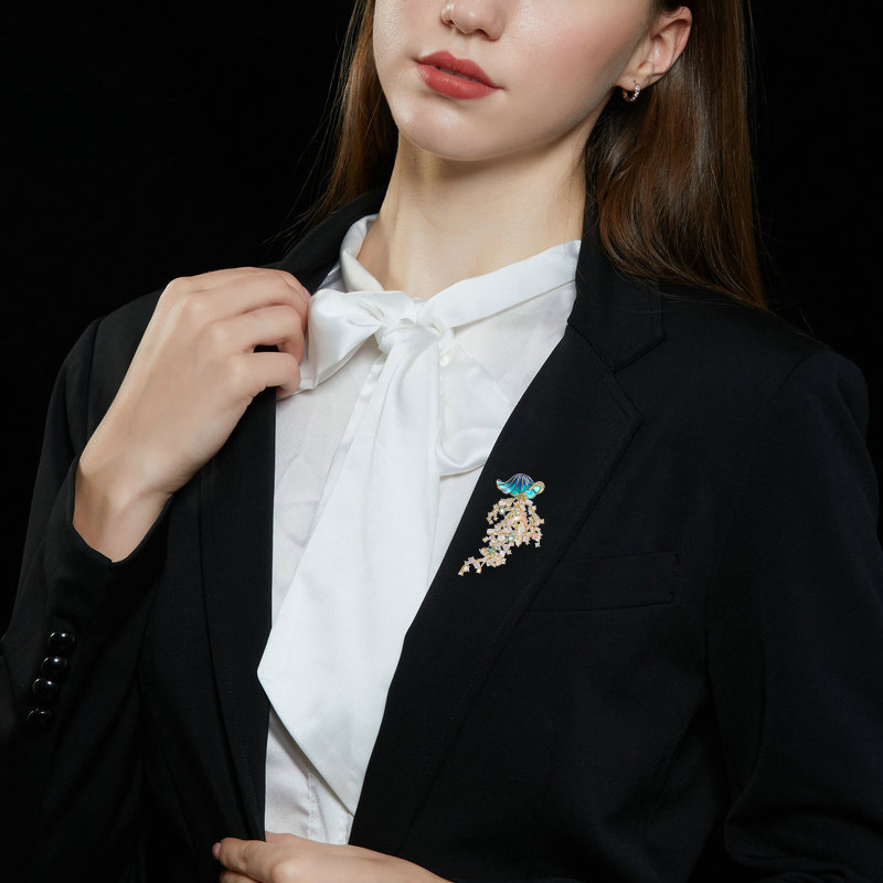 Marine life-encrusted zircon j - Luxury Lifestyle Jewelry のレビューと価格