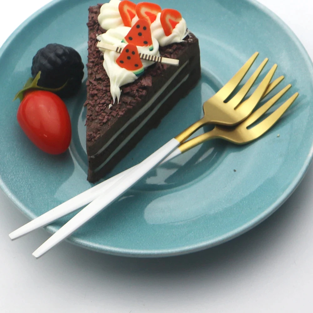6Pcs Stainless Steel Matte Cak - Gold Plated Cutlery のレビューと価格