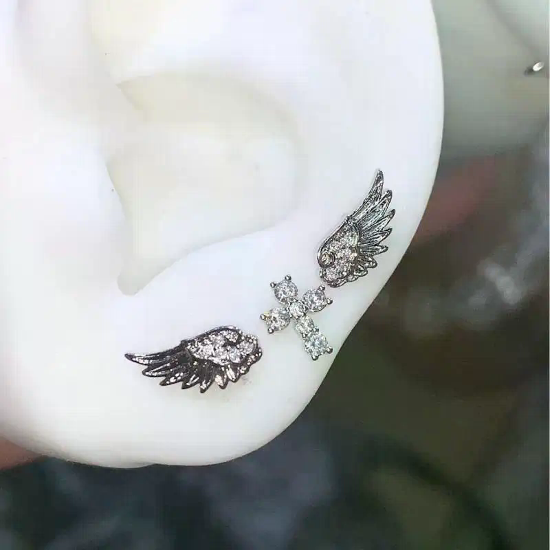 Angel Wings Cross Earrings Lux - Luxury Lifestyle Jewelry のレビューと価格