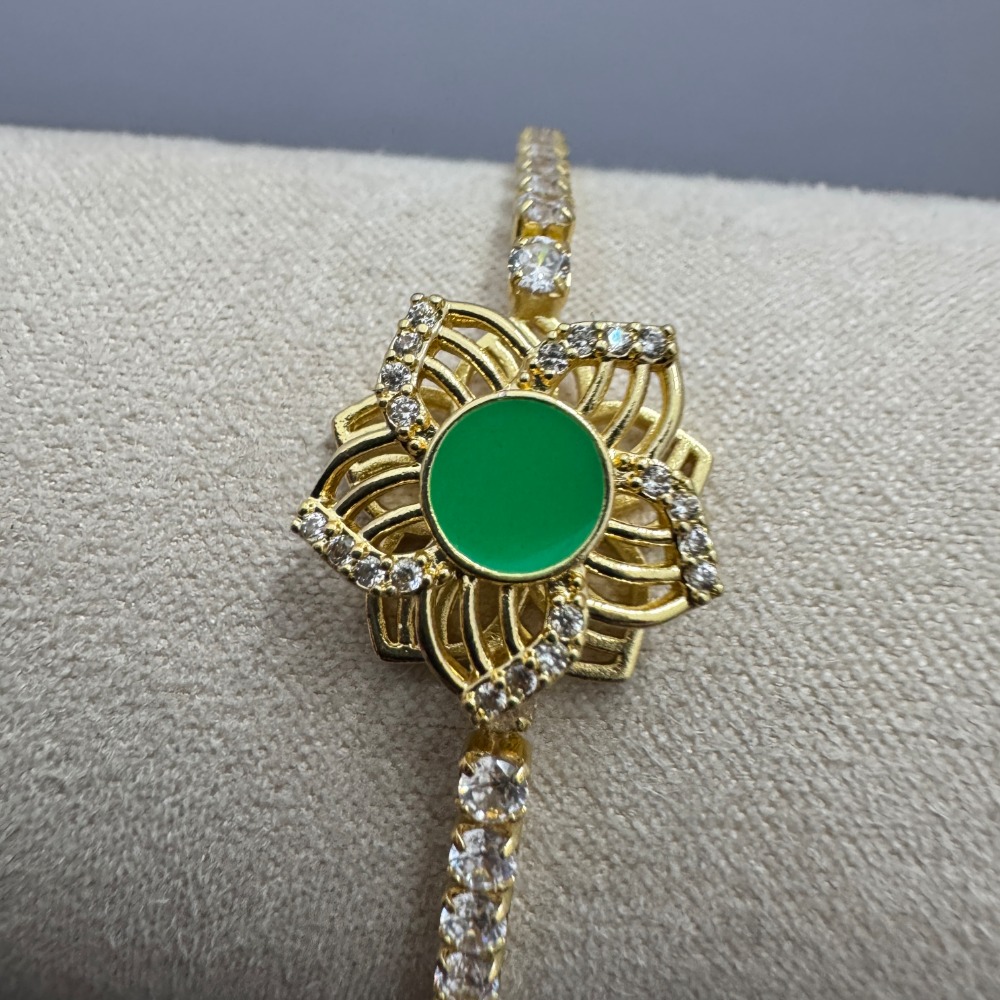 Hollowed-out Flower-shaped Bra - Luxury Lifestyle Jewelry のレビューと価格